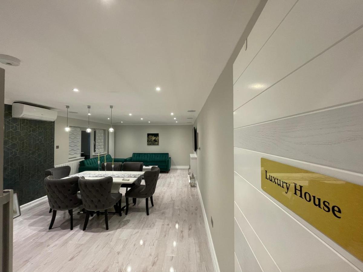 Luxury House Lejlighed Greenford  Eksteriør billede